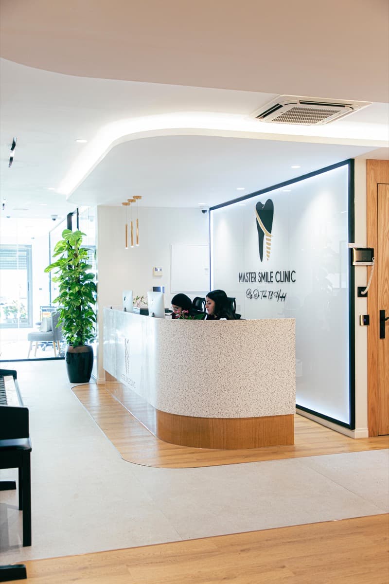 Equipe Master Smile Clinic, suivi traitement Invisalign a Casablanca